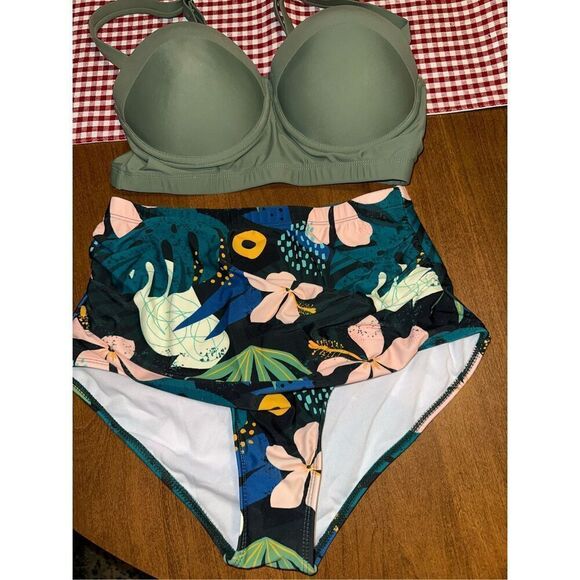 Two piece not for sale - Picture 1 of 5